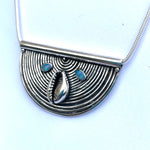 Load image into Gallery viewer, Cowrie &amp; Opal necklace
