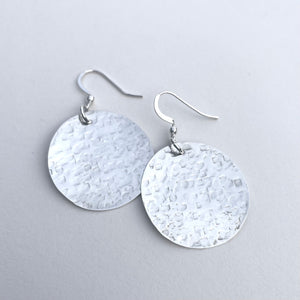 Square texture disc earrings